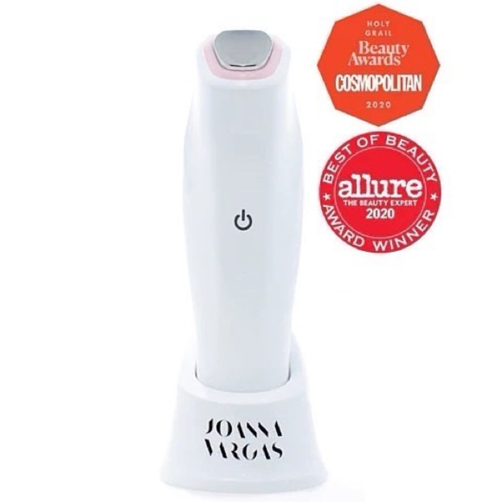NEW Joanna Vargas Magic Glow Wand.